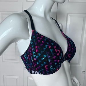 Victoria’s Secret PINK front close push up bra
